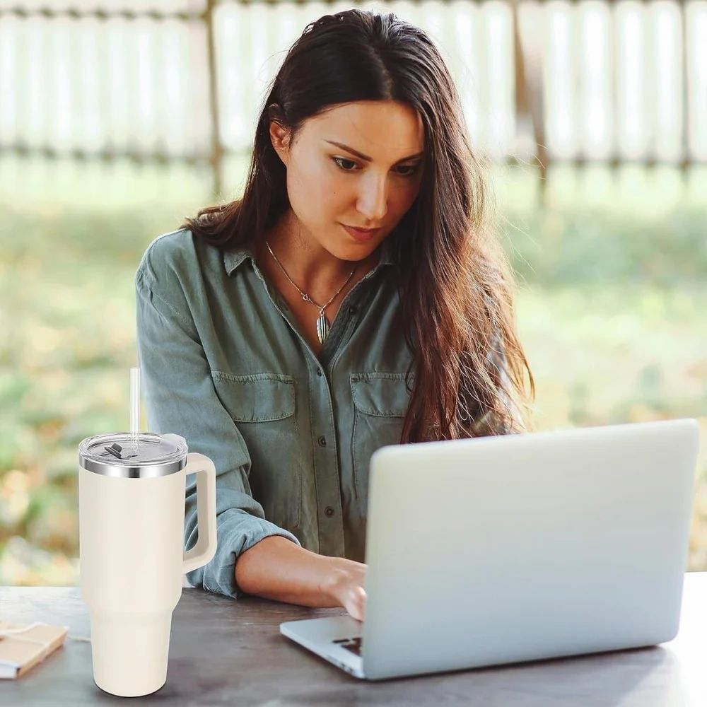 🔥LAST DAY 80%OFF✨Large Stainless Steel Insulated Tumbler |40oz Travel Mug with Handle & Straw – Hot & Cold